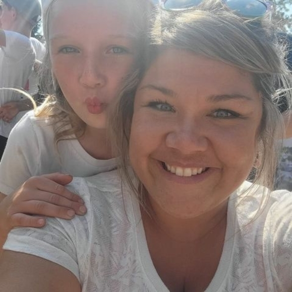 Meet your Posher, Isabelle - Picture 1 of 1